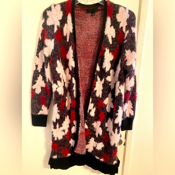 Beautiful Soft Lane Bryant Cardigan🌺 Great Condition - Picture 1 of 12